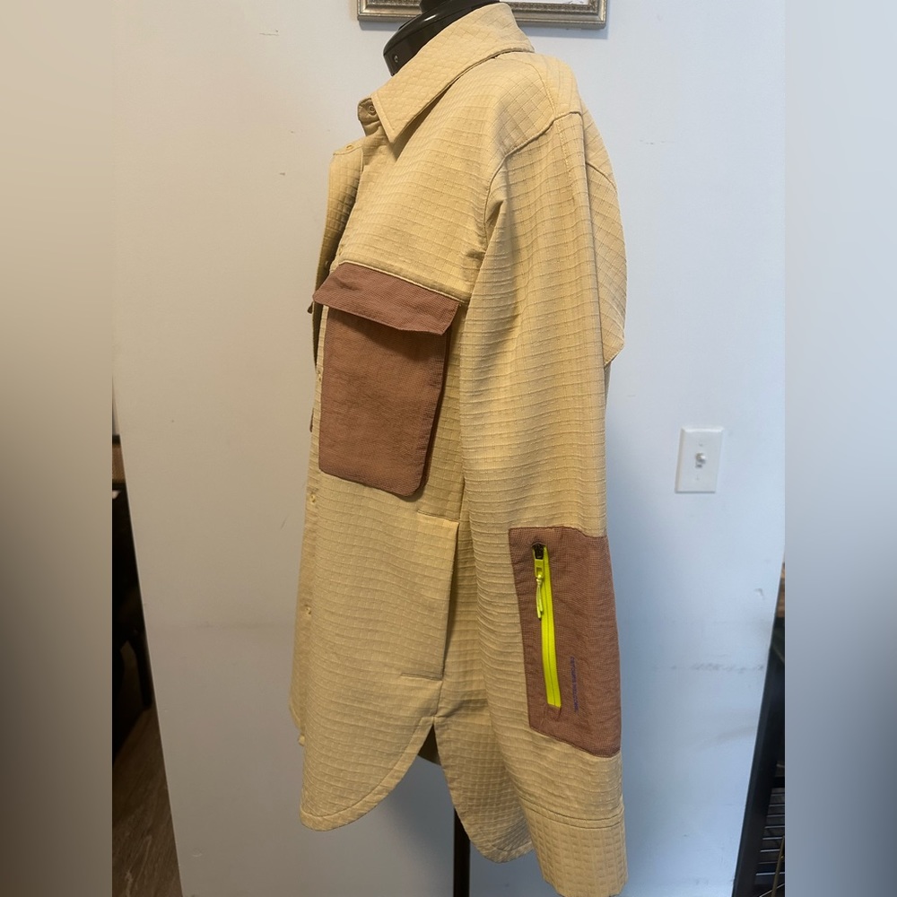 Lululemon Shacket - Picture 2 of 10